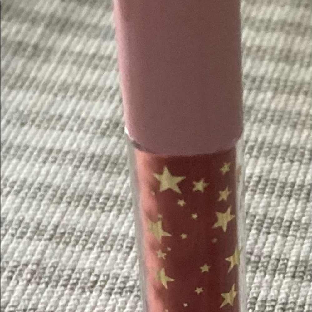 Kylie lip gloss and liner set